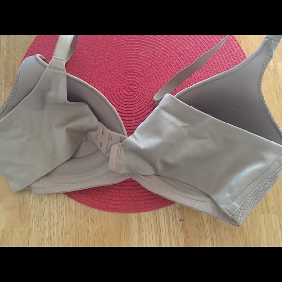 Bra - Picture 2 of 4